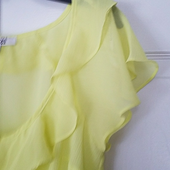 Soft and flowy top from Forever 21, size small - Picture 4 of 4